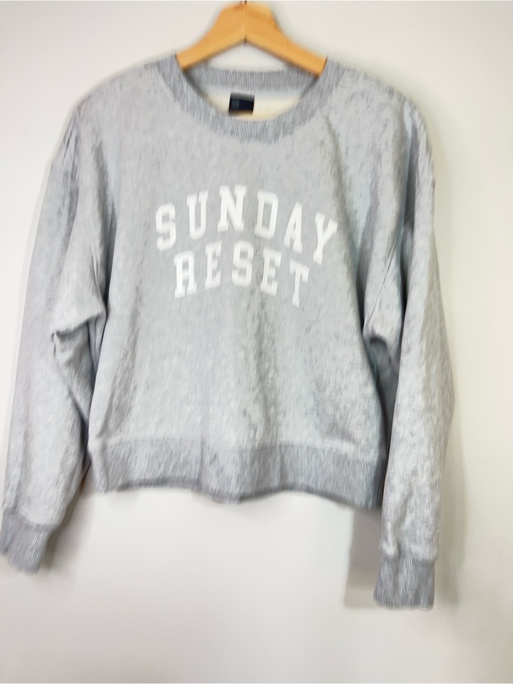 All in Motion “Sunday Reset” Grey Cropped Cotton Sweatshirt Women’s Small